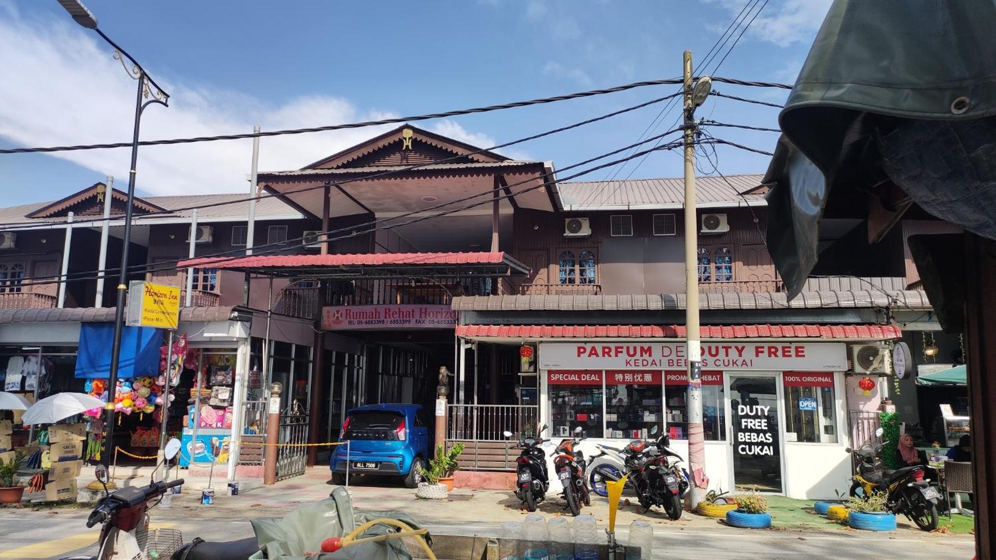 Horizon Inn Kampung Teluk Nipah Luaran gambar