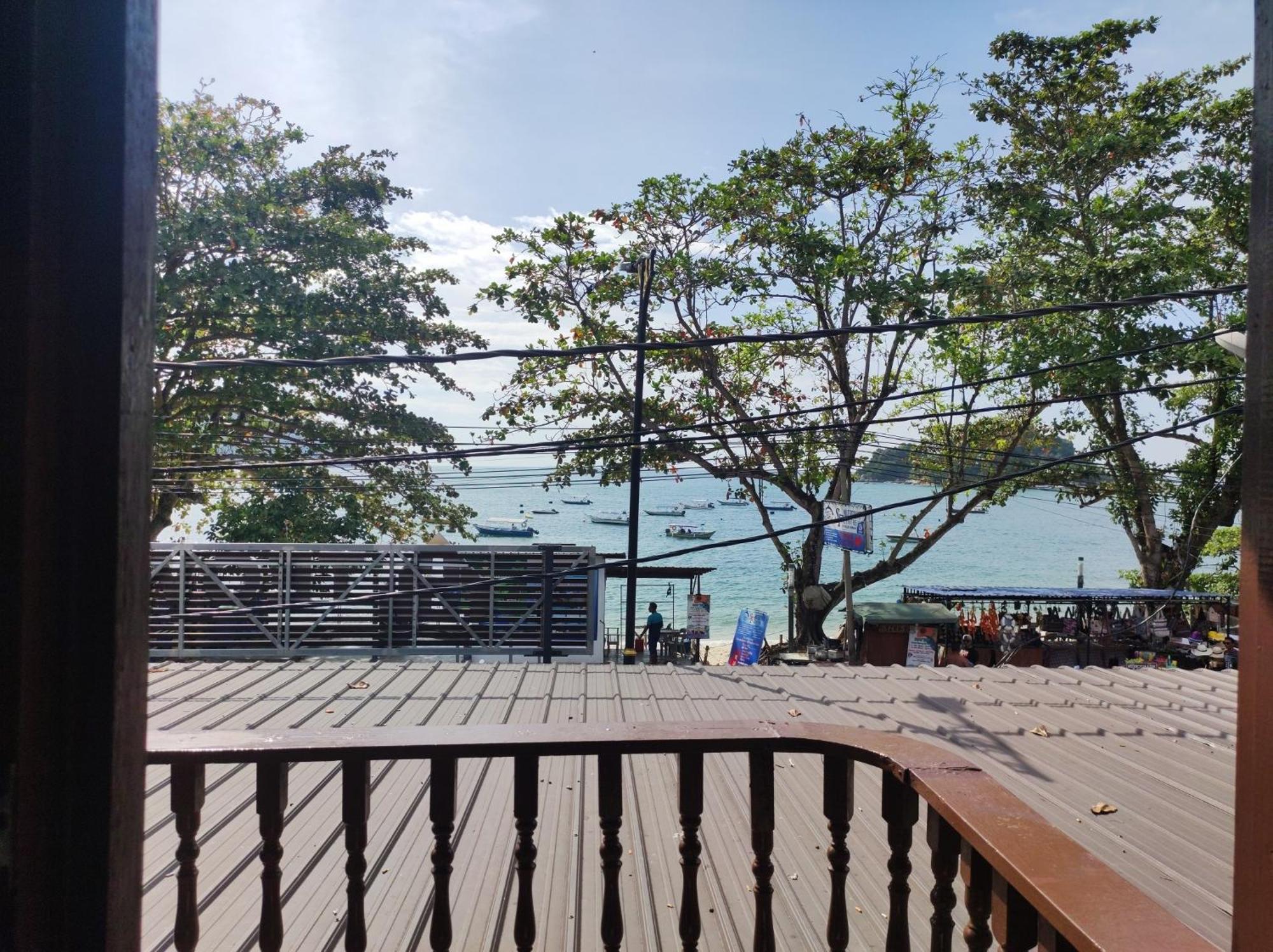 Horizon Inn Kampung Teluk Nipah Luaran gambar